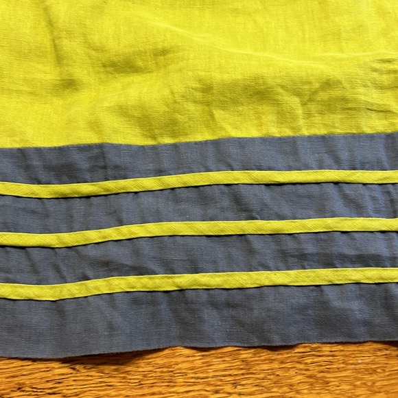 Boden green and gray side zip midi dress.  Short sleeves. Size 6. Good condition - Picture 4 of 12